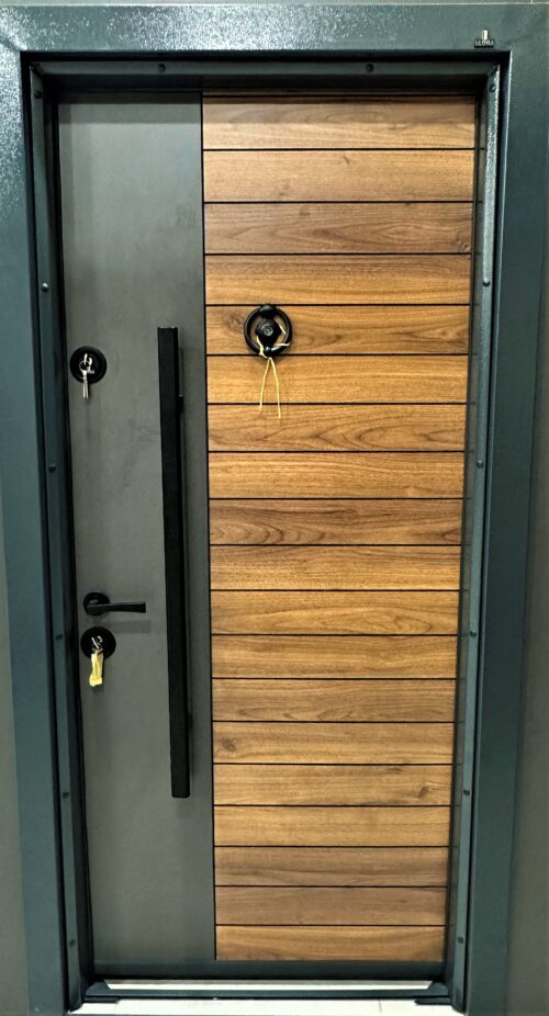 STEEL DOOR FL-050 90*200CM RIGHT